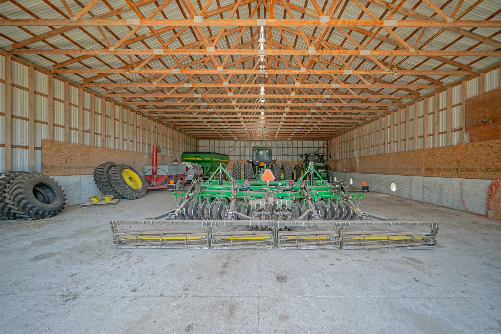 56067-893nd-Road-Fordyce-39_result
