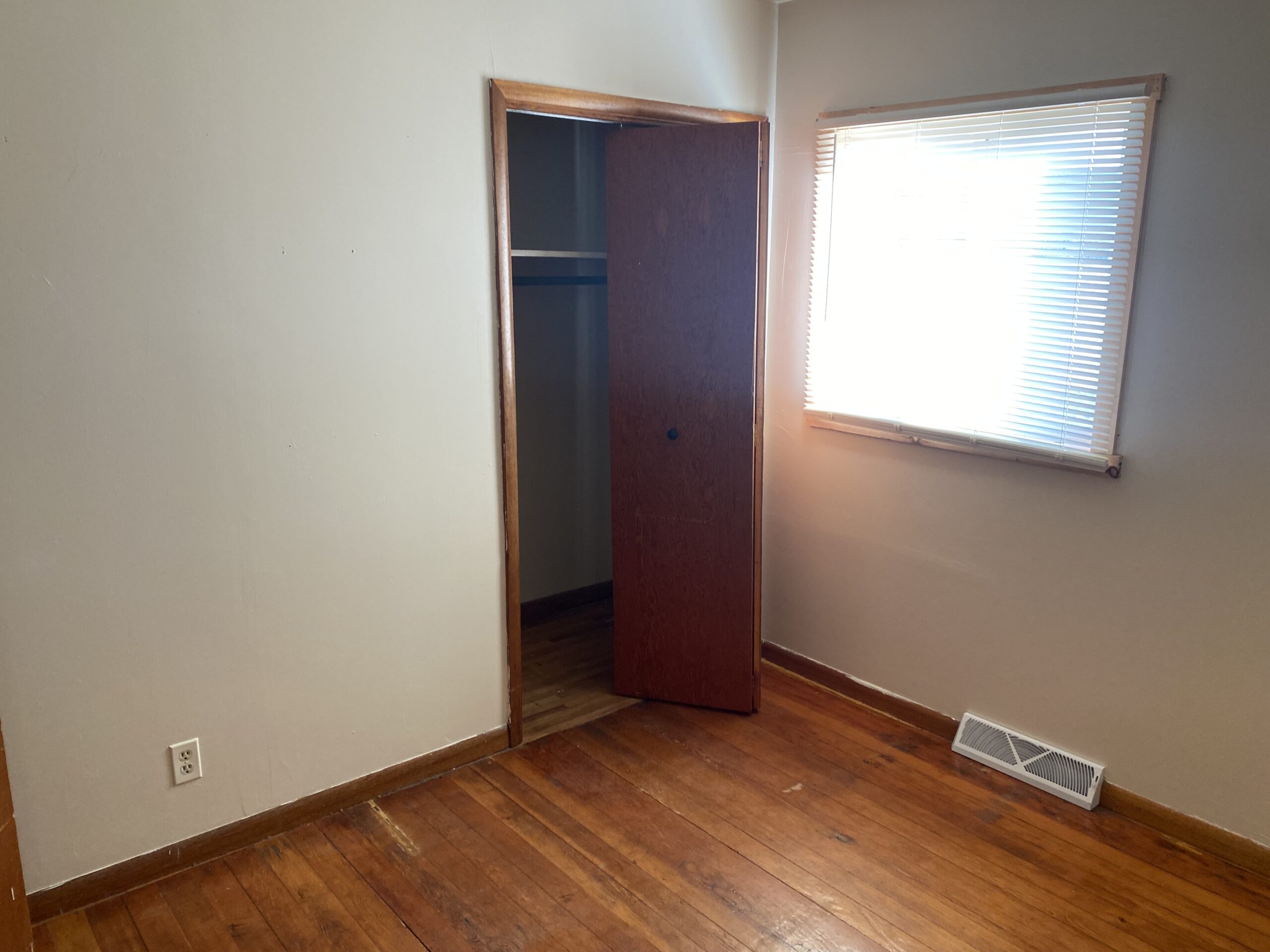 806 N Main St. Osmond NE Home of Ag Land Realty, LLC